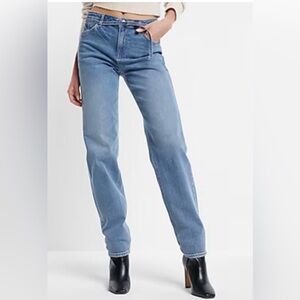 Express Relaxed Tapered Mid Rise Jeans, Sz. 6S, Skinny Belt Included